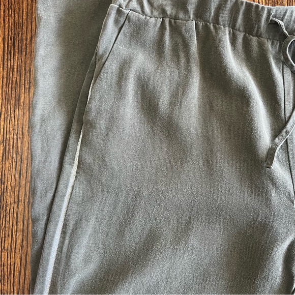 Zara Olive Green Joggers With Metallic Sidestripe Size Medium - Picture 7 of 15